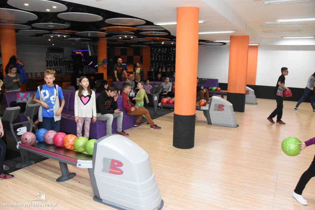 Nauka gry w kręgle w Sportbowling