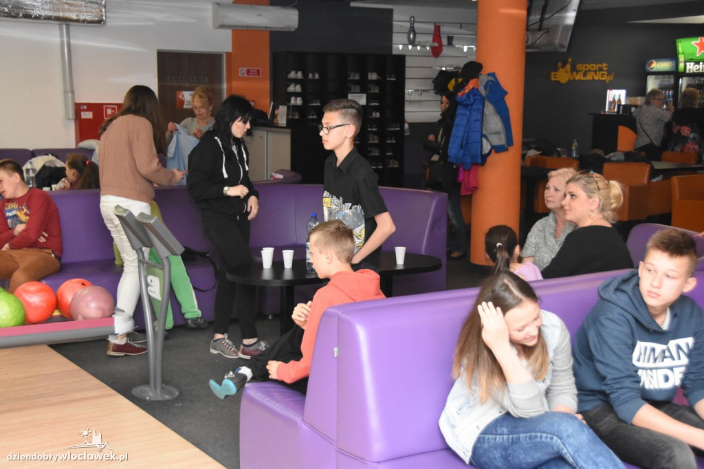 Nauka gry w kręgle w Sportbowling