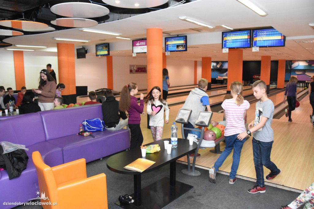 Nauka gry w kręgle w Sportbowling