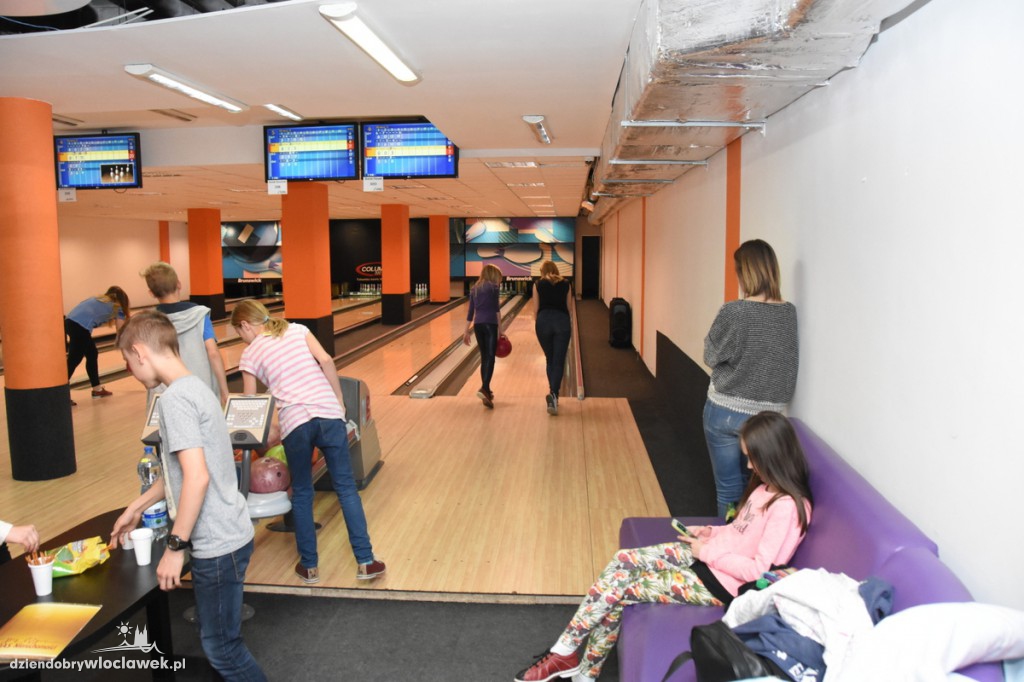 Nauka gry w kręgle w Sportbowling