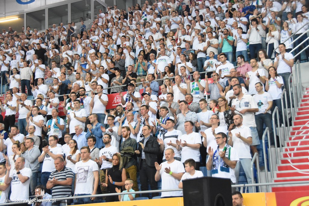 Kibice na meczu Anwil - Rosa