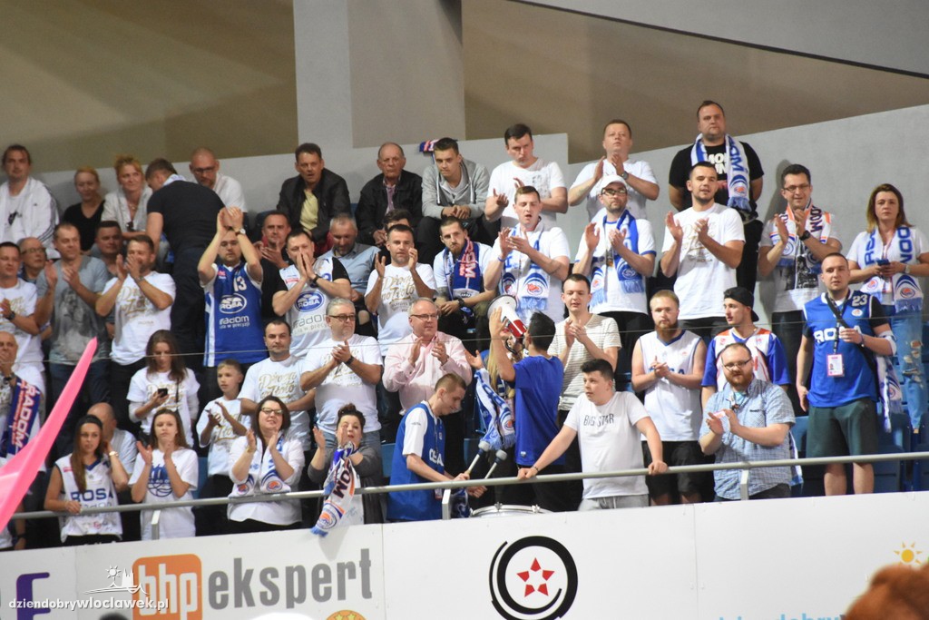 Kibice na meczu Anwil - Rosa
