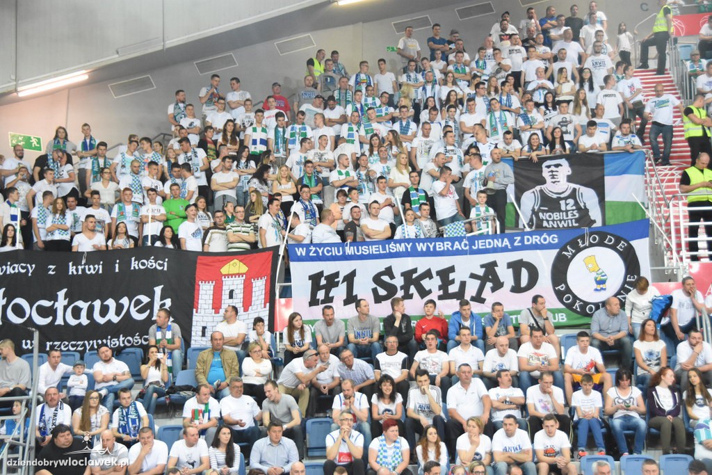 Kibice na meczu Anwil - Rosa