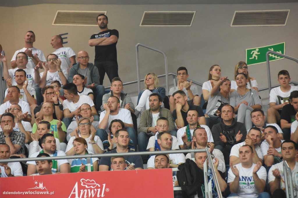 Kibice na meczu Anwil - Rosa