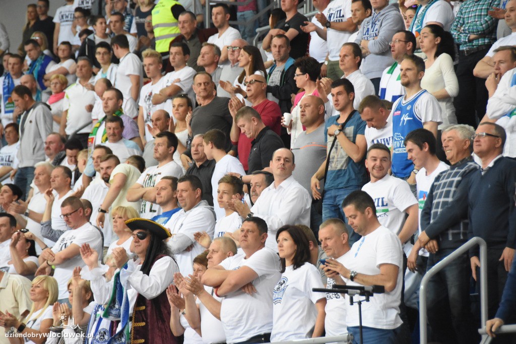 Kibice na meczu Anwil - Rosa