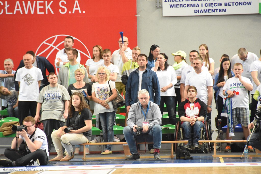 Kibice na meczu Anwil - Rosa