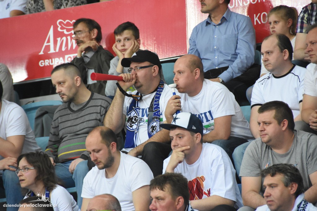 Kibice na meczu Anwil - Rosa