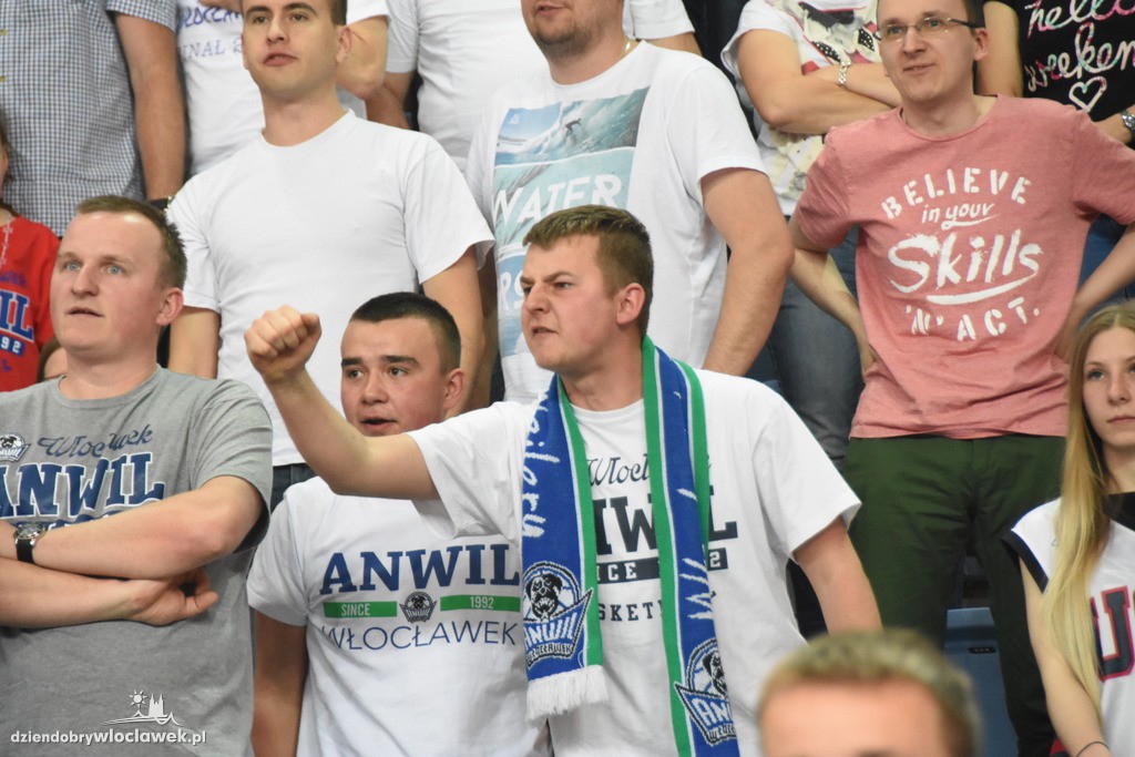 Kibice na meczu Anwil - Rosa