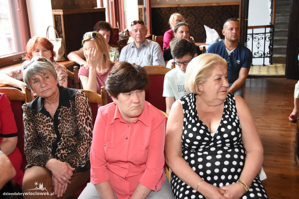 Dzień Matki z Demokratyczną Unią Kobiet