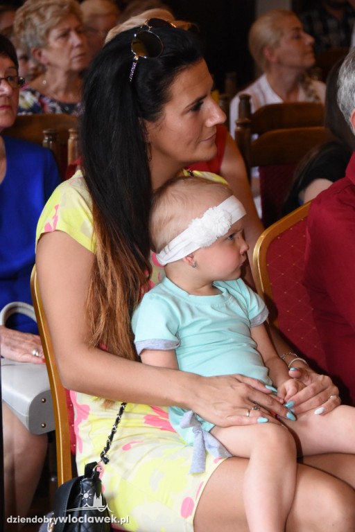 Dzień Matki z Demokratyczną Unią Kobiet