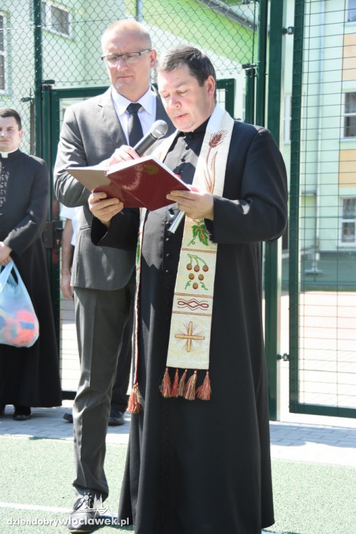 Otwarcie nowego boiska przy ZS nr 8
