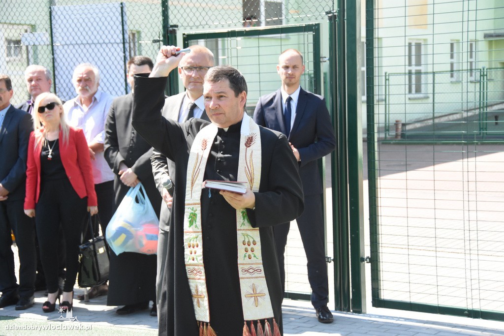 Otwarcie nowego boiska przy ZS nr 8