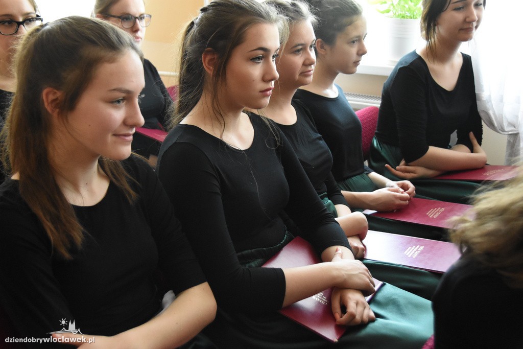 Anwil S.A. podpisał umowę z Chórem Canto
