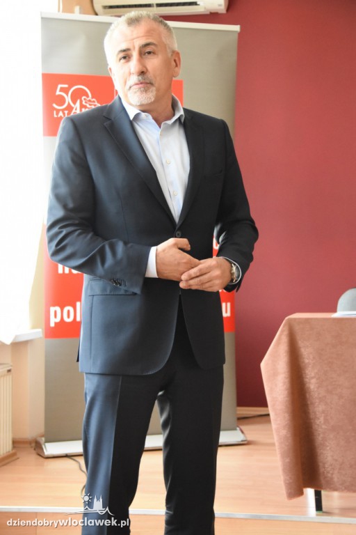 Anwil S.A. podpisał umowę z Chórem Canto