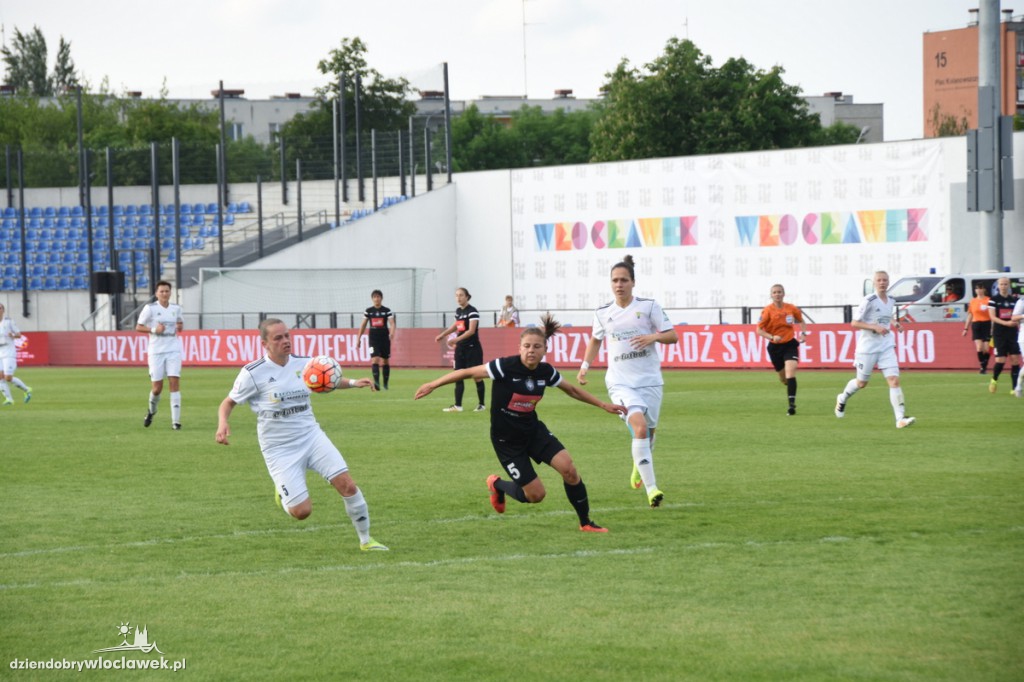 Finał Pucharu Polski Kobiet na stadionie