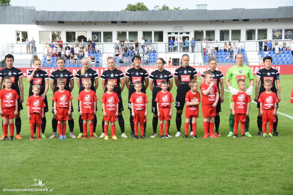 Finał Pucharu Polski Kobiet na stadionie