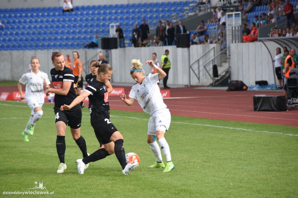 Finał Pucharu Polski Kobiet na stadionie