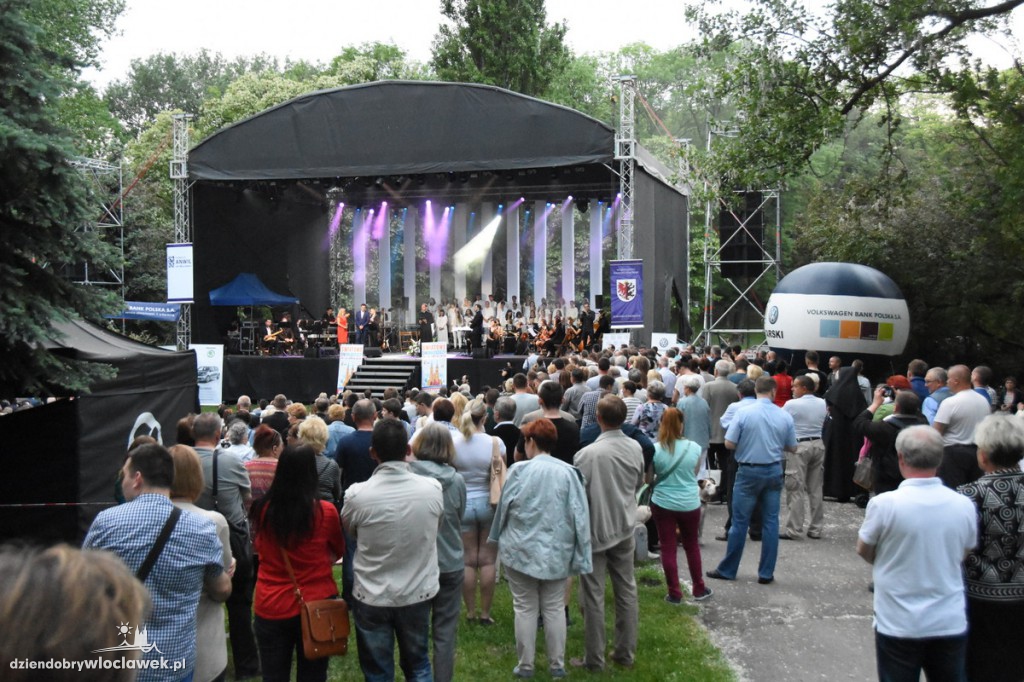 Koncert Uwielbienie w Parku