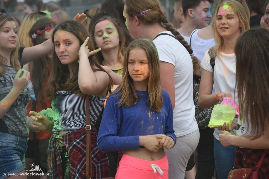 Juwenalia: Hili Day przy basenie