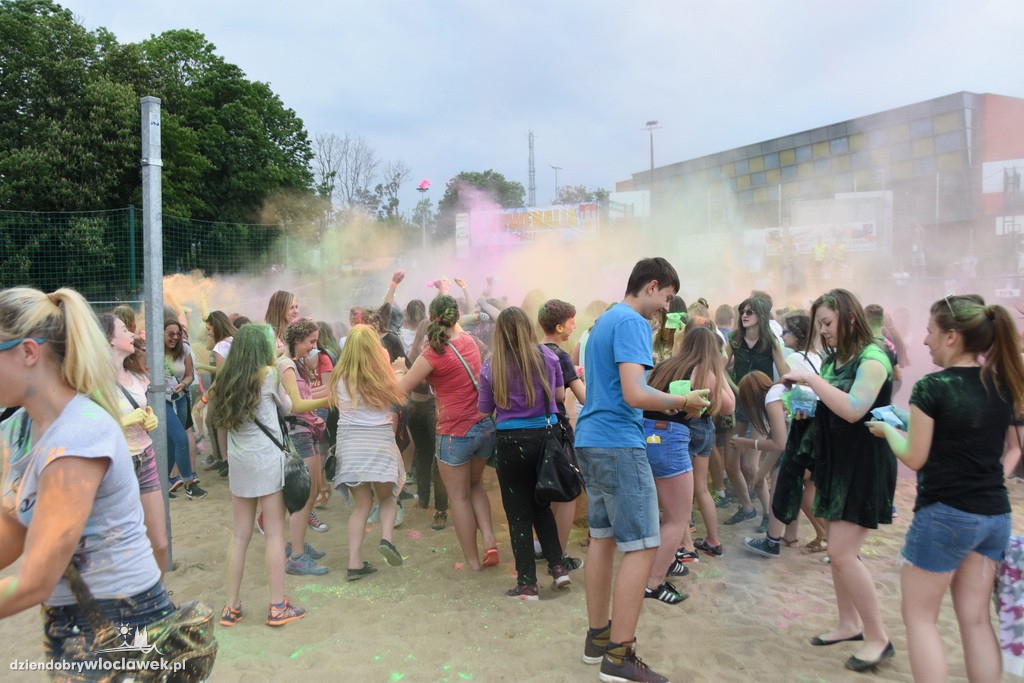 Juwenalia: Hili Day przy basenie