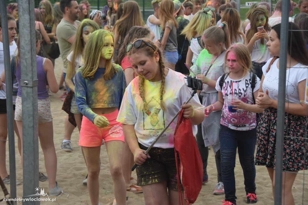 Juwenalia: Hili Day przy basenie