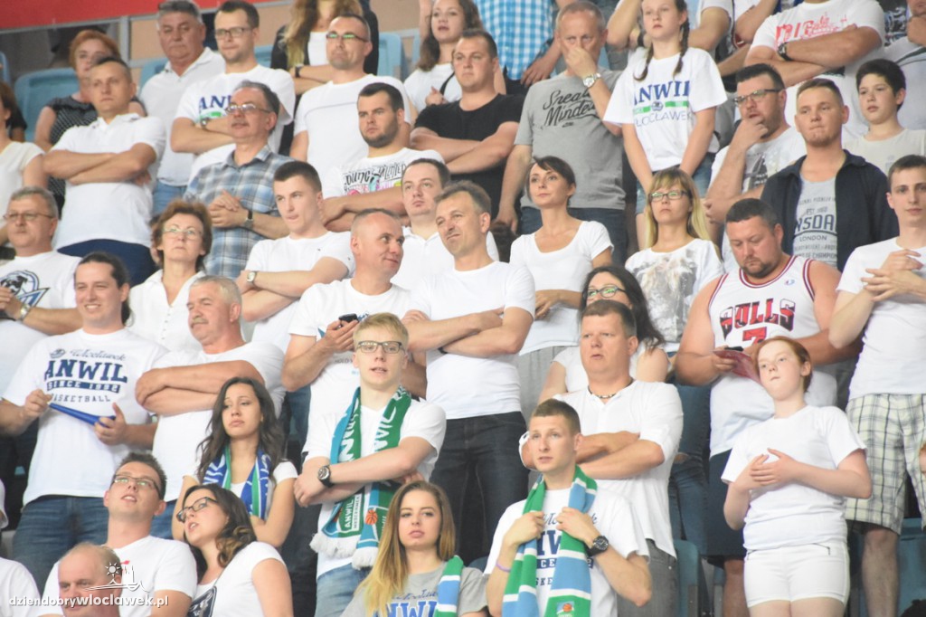 Kibice na meczu Anwil - Czarni Słupsk