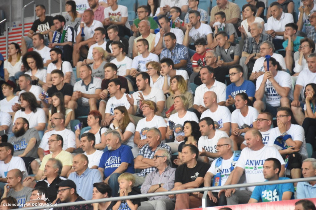 Kibice na meczu Anwil - Czarni Słupsk