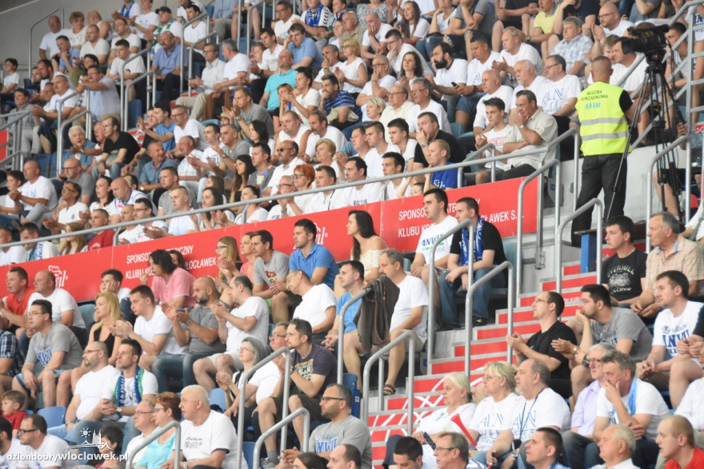 Kibice na meczu Anwil - Czarni Słupsk