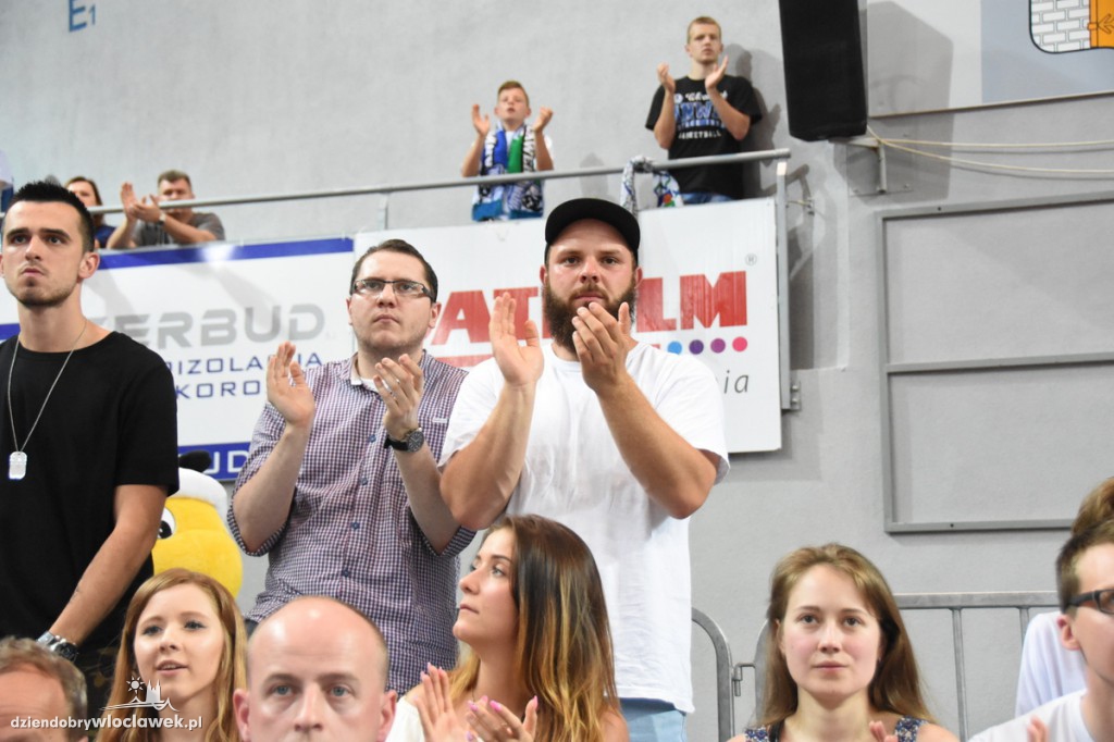Kibice na meczu Anwil - Czarni Słupsk