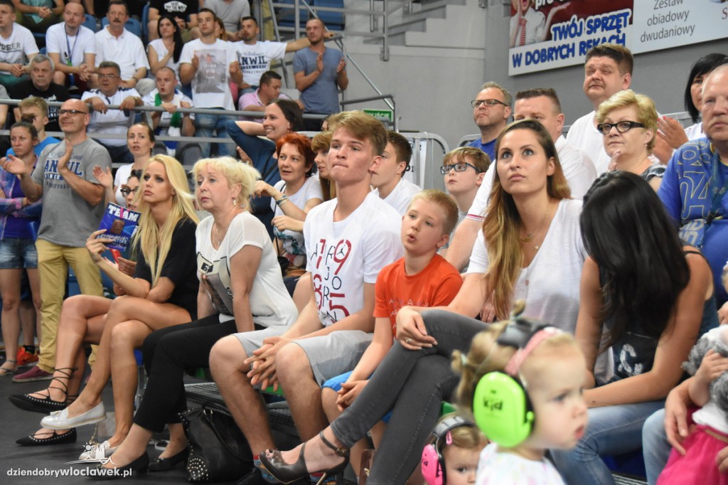 Kibice na meczu Anwil - Czarni Słupsk