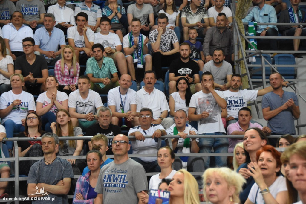 Kibice na meczu Anwil - Czarni Słupsk