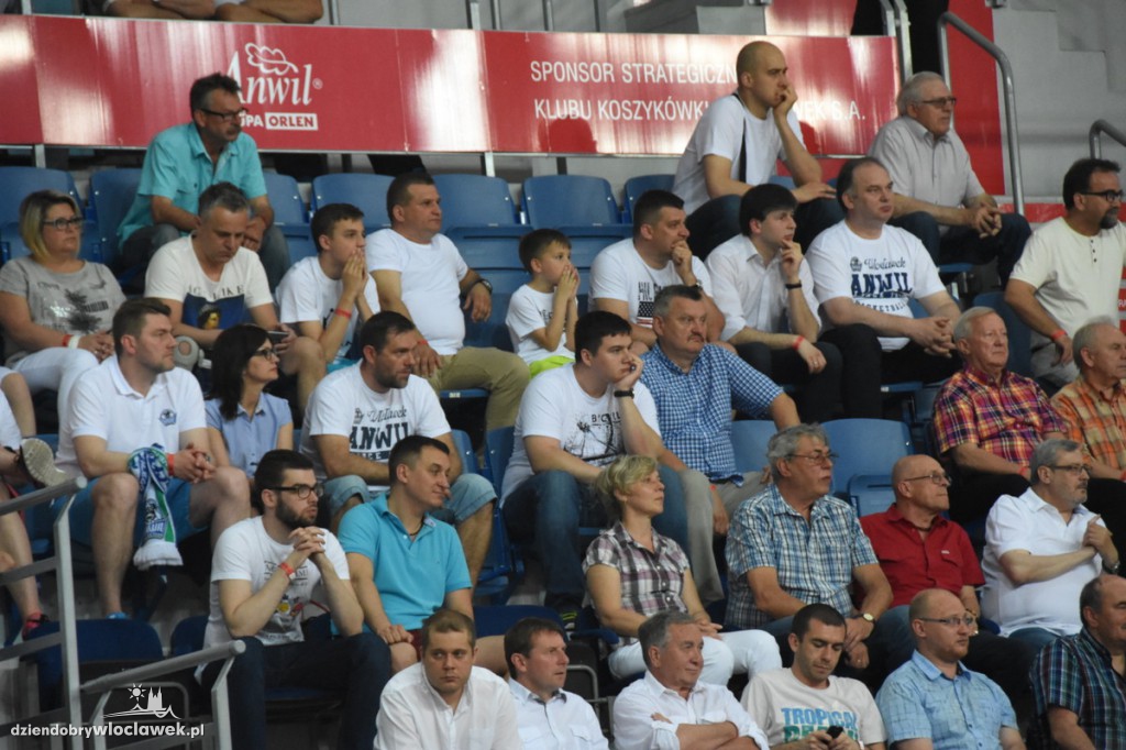 Kibice na meczu Anwil - Czarni Słupsk
