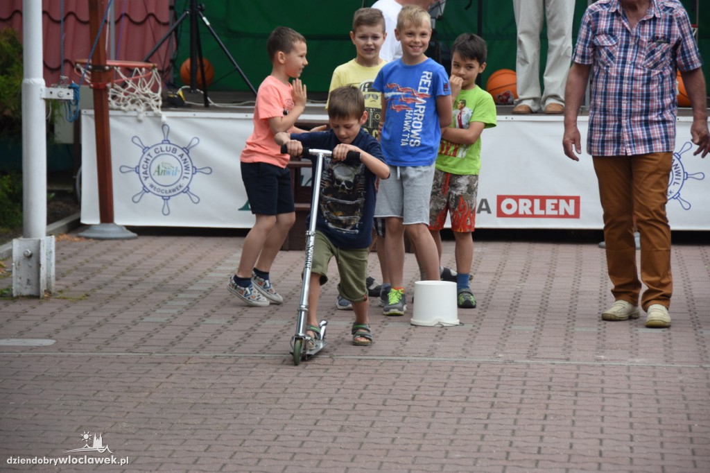Dzień dziecka pod żaglami w Zarzeczewie