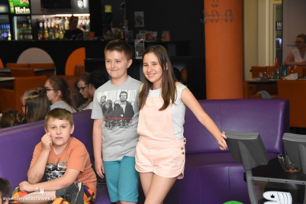 Turniej kręgli w Sportbowling na basenie