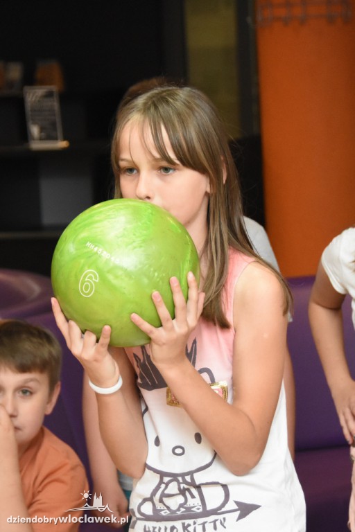 Turniej kręgli w Sportbowling na basenie