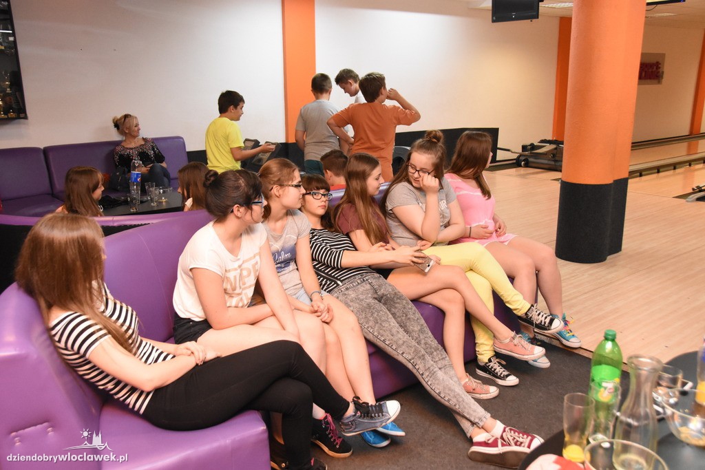 Turniej kręgli w Sportbowling na basenie