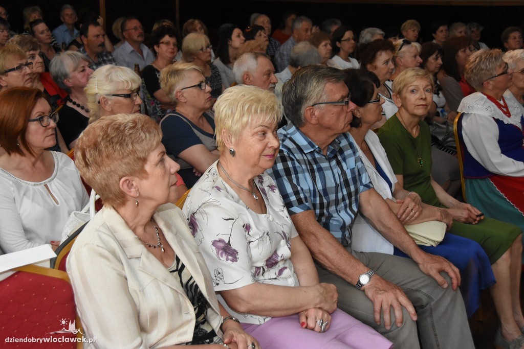 Deser z kulturą Staropolską w Starej Remizie