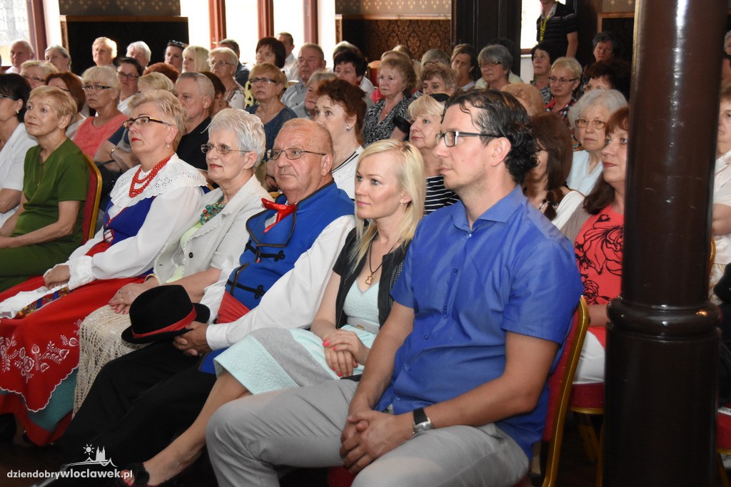 Deser z kulturą Staropolską w Starej Remizie
