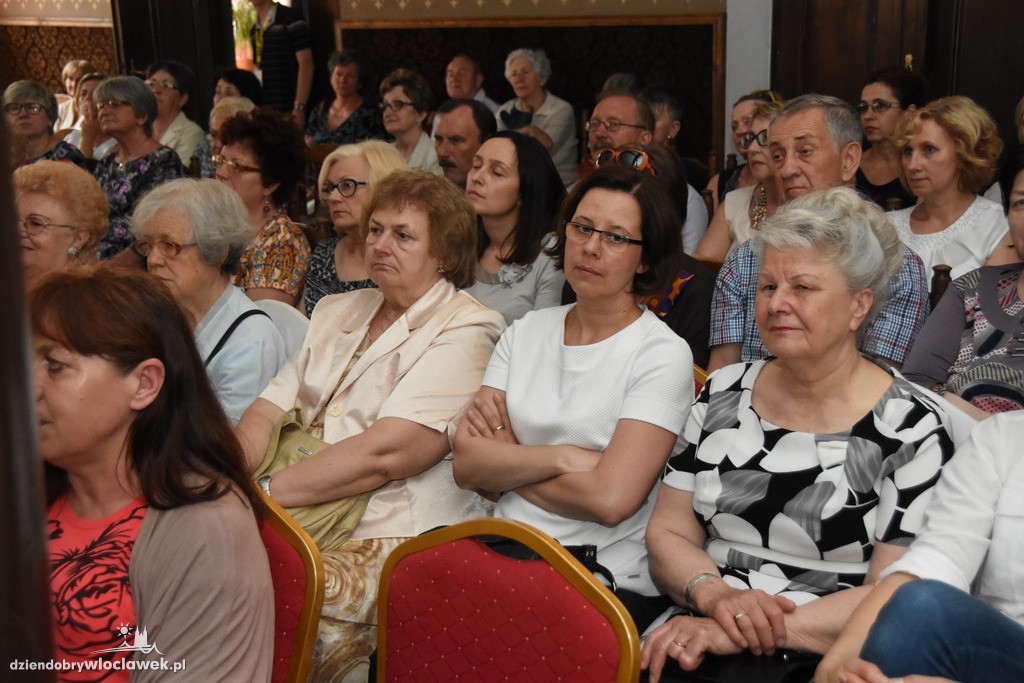 Deser z kulturą Staropolską w Starej Remizie