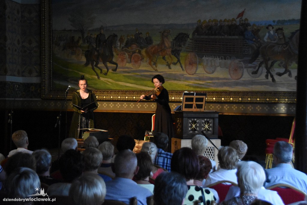 Deser z kulturą Staropolską w Starej Remizie