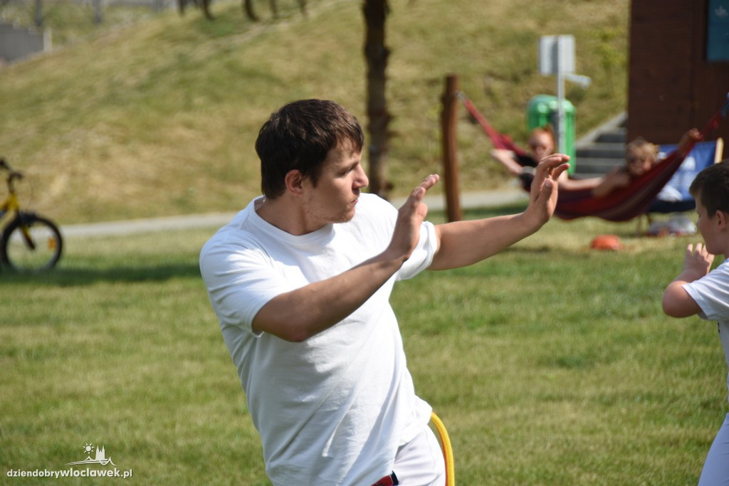 Otwarty trening capoeira na przystani