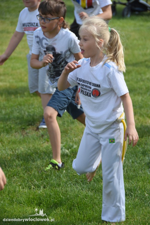 Otwarty trening capoeira na przystani
