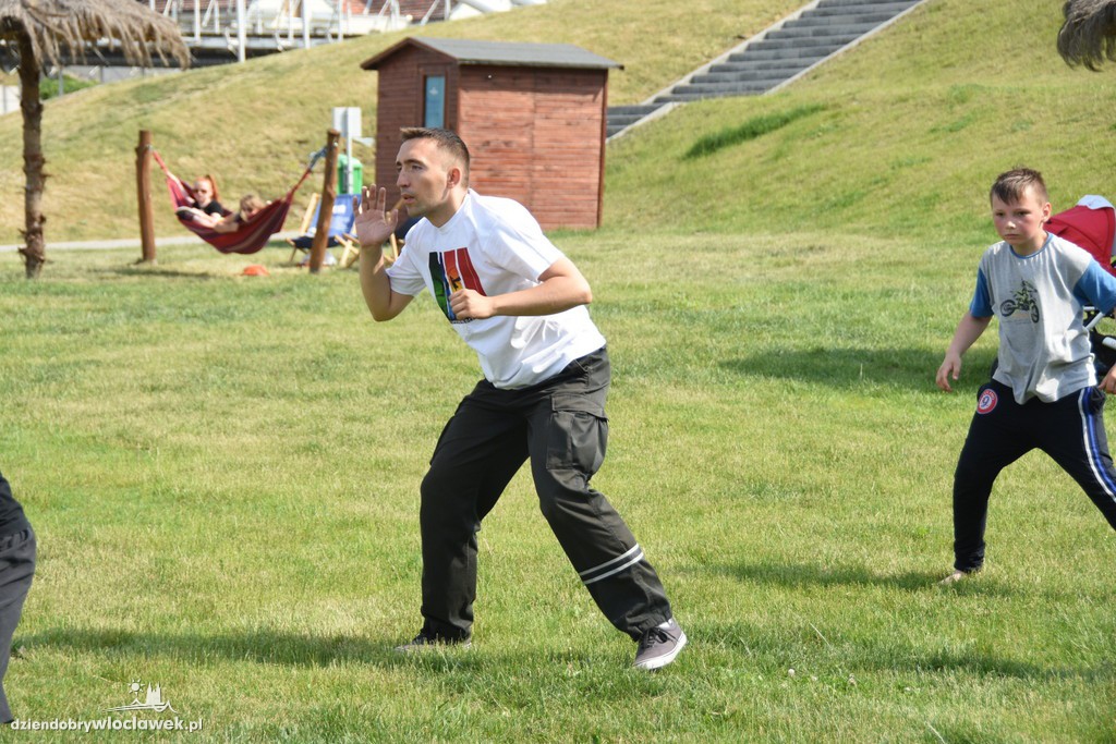 Otwarty trening capoeira na przystani