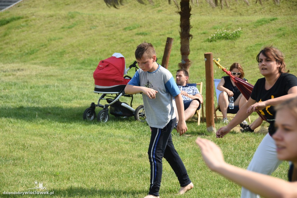 Otwarty trening capoeira na przystani