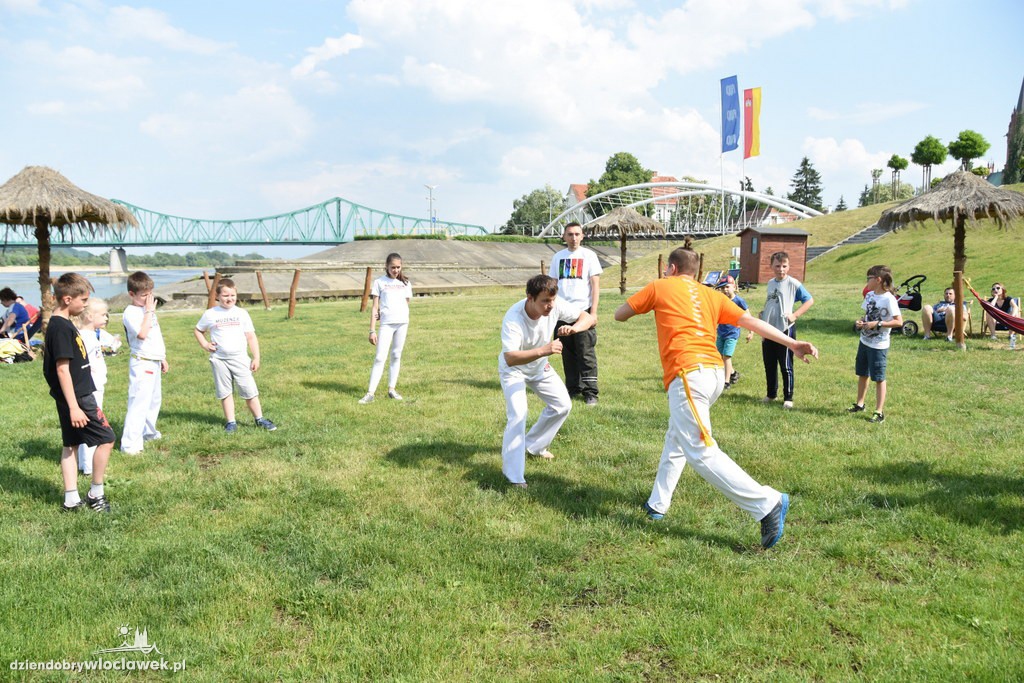 Otwarty trening capoeira na przystani