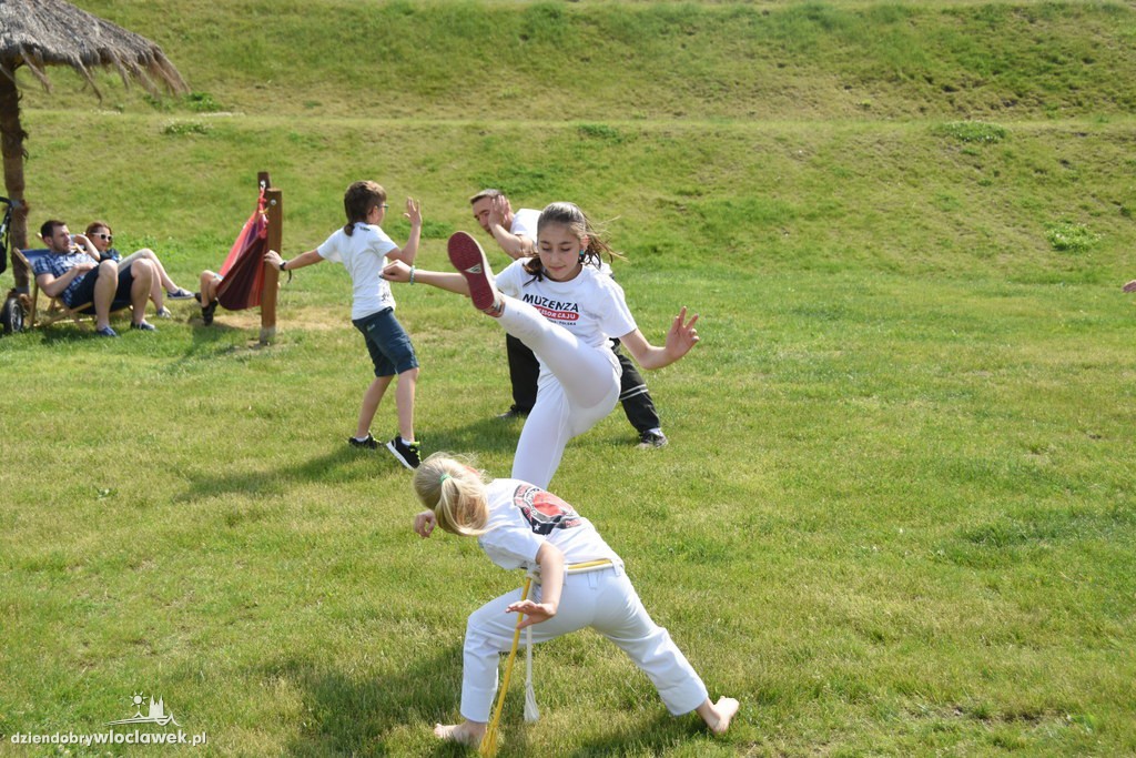 Otwarty trening capoeira na przystani