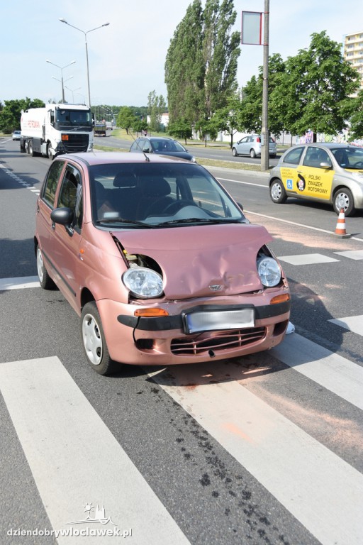 Kolizja trzech pojazdów na Kruszyńskiej