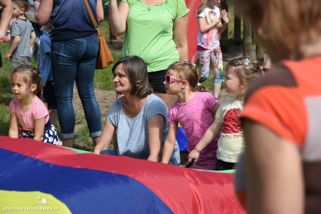 Piknik rodzinny w przedszkolu numer 12