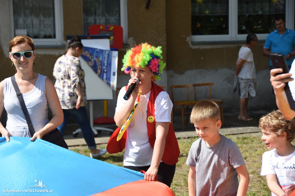 Piknik rodzinny w przedszkolu numer 12