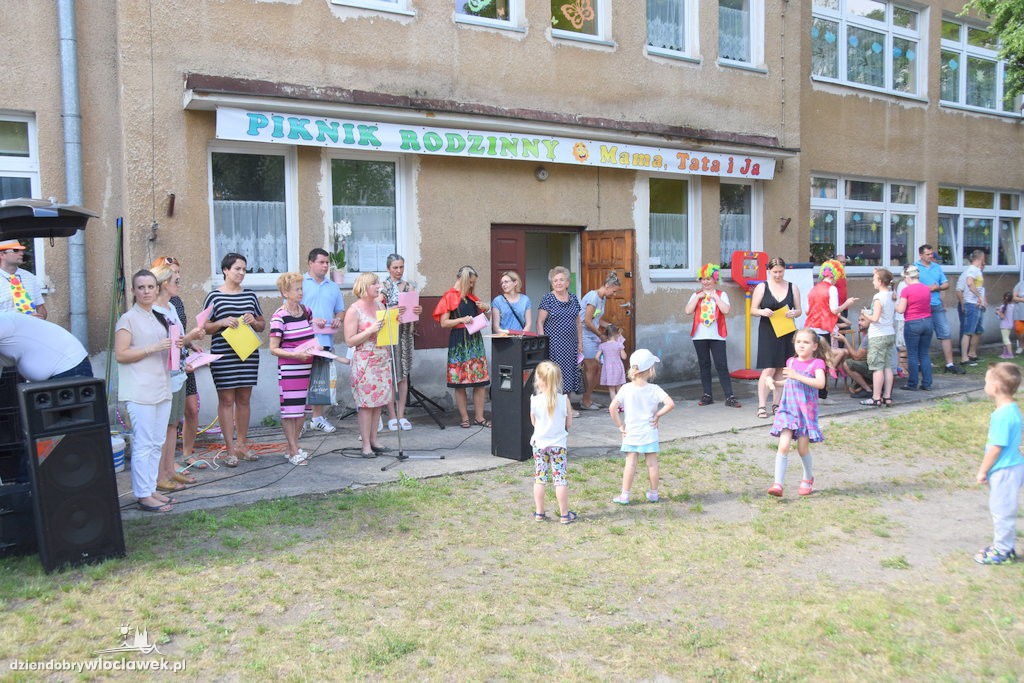 Piknik rodzinny w przedszkolu numer 12